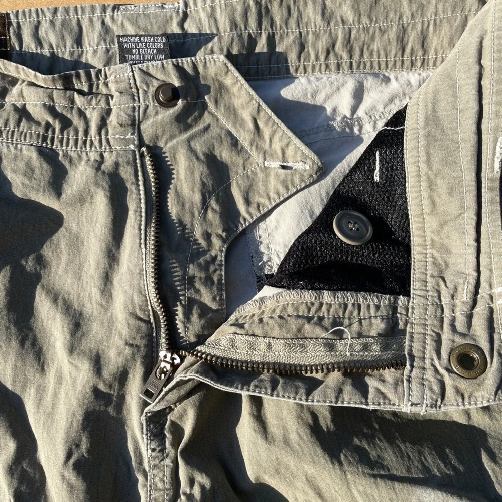 Kuhl Cargo Shorts Mens 34 Gray Hiking Camping Crag Series Cotton Nylon Blend